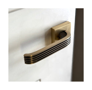 Gatsby lever handle